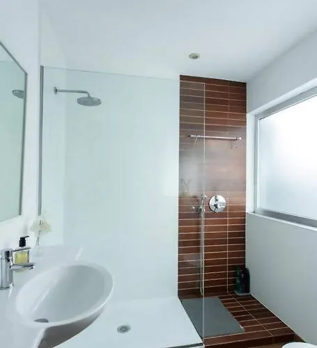 Tranquilidad, Centrica Y Playa