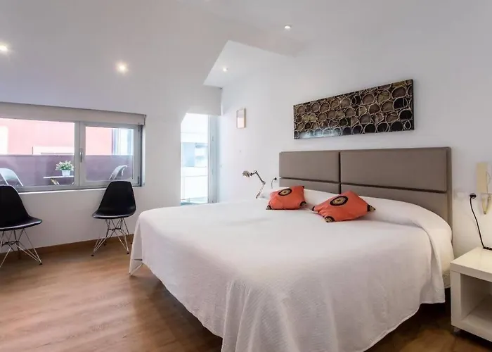 Tranquilidad, Centrica Y Playa Corunha