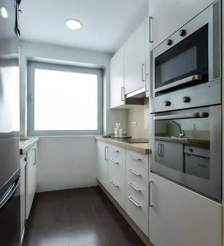 Tranquilidad, Centrica Y Playa Chalé Corunha